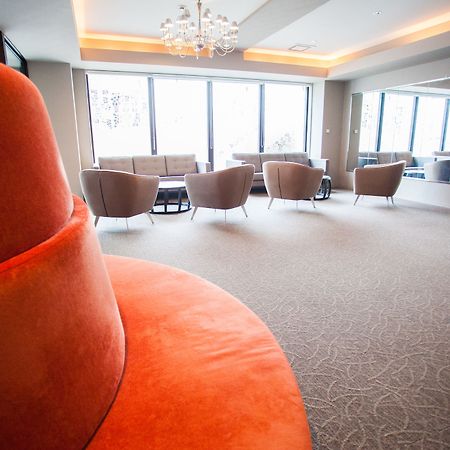 קוטצ'אן M Hotel מראה חיצוני תמונה
